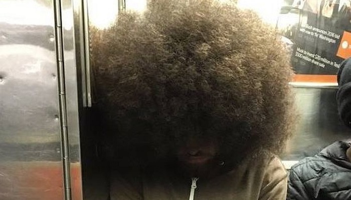 50 фото людей, которые сумели поднять всем настроение в вагоне метро