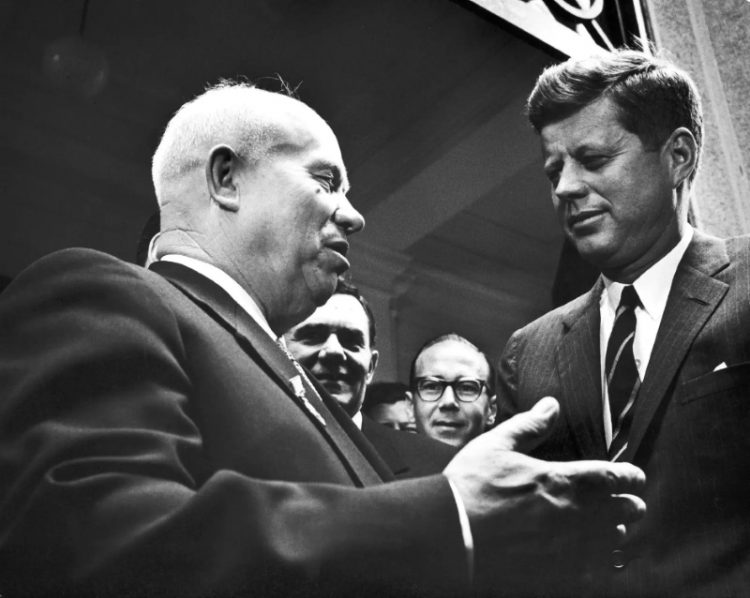 Как президенты США с лидерами СССР и его бывших Республик встречались: 40 фото